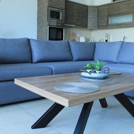 Lakis Luxury Apartment Keramotí Esterno foto